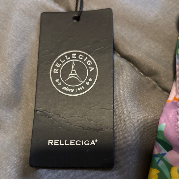 Relleciga Floral One-Piece Swimsuit - Picture 5 of 6